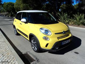 Fiat 500L TREKKING POUCOS KMS Novembro/13 - à venda -