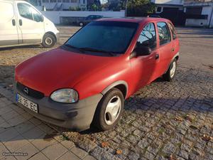 Opel Corsa 1.2 Março/95 - à venda - Ligeiros Passageiros,