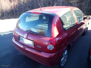 Renault Clio 1.5 DCI Junho/04 - à venda - Comerciais / Van,