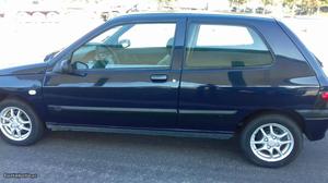 Renault Clio 1.9 D 2 LUG+DA Agosto/97 - à venda -