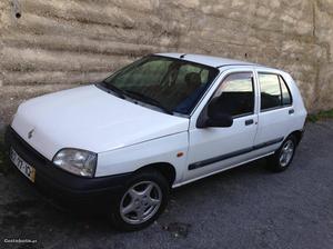 Renault Clio este mes Julho/97 - à venda - Ligeiros