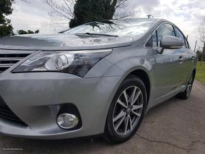 Toyota Avensis 2.0D4D Luxury+Navy Maio/13 - à venda -