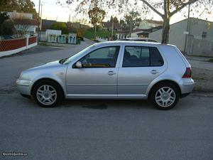 VW Golf 1.9 TDI Sport 110 CV Julho/01 - à venda - Ligeiros