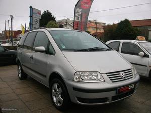 VW Sharan 7 Lug 115 cv 6V Junho/01 - à venda - Ligeiros