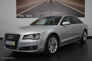 Audi A8 3.0 TDi V6 Quattro Março/11 - à venda - Ligeiros