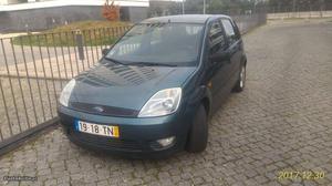 Ford Fiesta 1.4 gasolina Maio/02 - à venda - Ligeiros