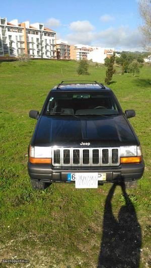 Jeep Grand Cherokee Laredo Junho/98 - à venda - Pick-up/