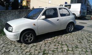 Nissan Micra  Novembro/93 - à venda - Ligeiros