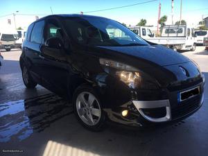 Renault Scénic dci Dezembro/10 - à venda - Ligeiros