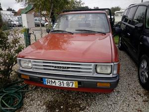 Toyota Hilux 2.2 diesel Setembro/87 - à venda - Pick-up/