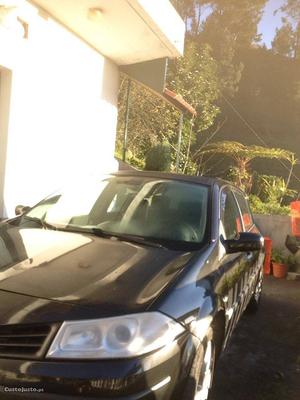 Renault Mégane nn Abril/06 - à venda - Ligeiros
