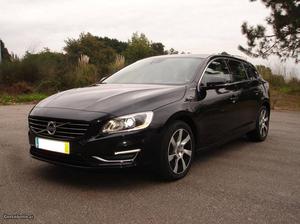 Volvo V60 D6 Awd Plug-In SPORT Maio/14 - à venda - Ligeiros