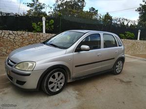 Opel Corsa Ligeiro passageiros Março/04 - à venda -