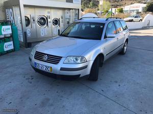 VW Passat 130 cv aceito troca Junho/01 - à venda - Ligeiros