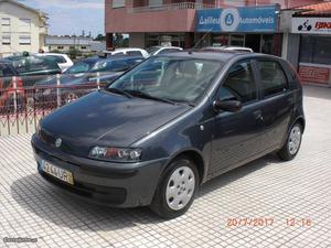 Fiat Punto V Dynamic Fevereiro/03 - à venda -