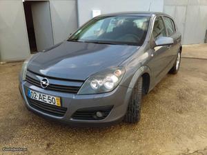 Opel Astra 1.3 CDTi Junho/05 - à venda - Ligeiros