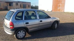 Opel Corsa 1.0 Agosto/98 - à venda - Ligeiros Passageiros,