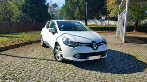 Renault Clio Bose Abril/15 - à venda - Ligeiros