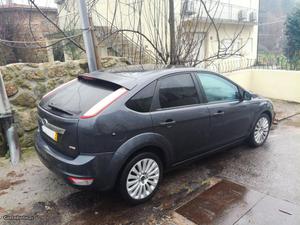 Ford Focus Titanium cv Agosto/08 - à venda -