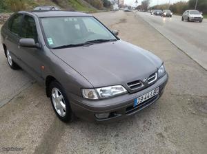 Nissan Primera  Abril/98 - à venda - Ligeiros