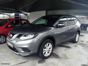 Nissan X-Trail 1.6 Dci Accenta - 7 lugares Janeiro/15 - à