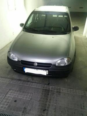 Opel Corsa 1.5 Turbo Diesel Eco 5 lugares Dezembro/96 - à