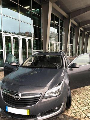 Opel Insignia Cosmo Abril/15 - à venda - Ligeiros