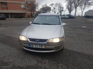 Opel Vectra 2.0dti caravan Novembro/98 - à venda - Ligeiros