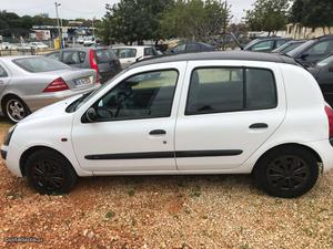 Renault Clio RN 1.2 8V Janeiro/01 - à venda - Ligeiros