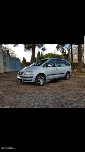 VW Sharan 130cv Outubro/03 - à venda - Ligeiros