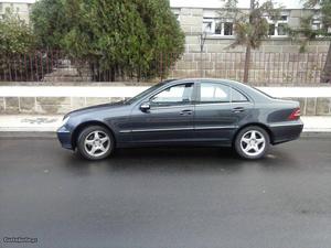 Mercedes-Benz C 220 cdi Avangard Março/02 - à venda -