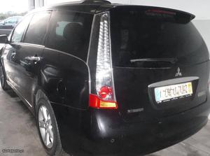 Mitsubishi Grandis 2.0 DI-D salvado Março/08 - à venda -