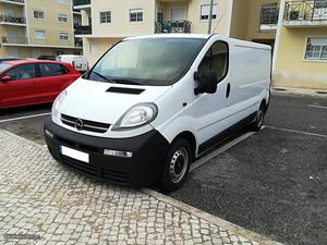 Opel Vivaro 1.9 CDTI LONGA Julho/04 - à venda - Comerciais