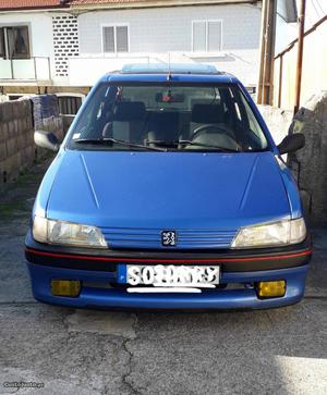 Peugeot 106 XS Maio/94 - à venda - Ligeiros Passageiros,