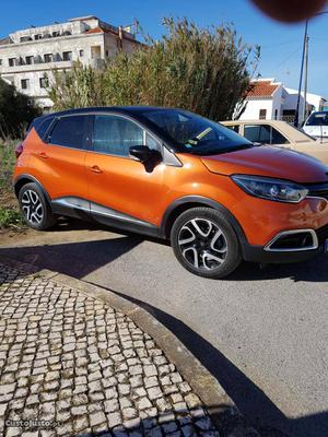 Renault Captur Sport Maio/14 - à venda - Monovolume / SUV,