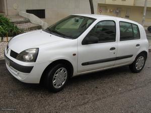 Renault Clio clio 1.2 autentique Janeiro/02 - à venda -