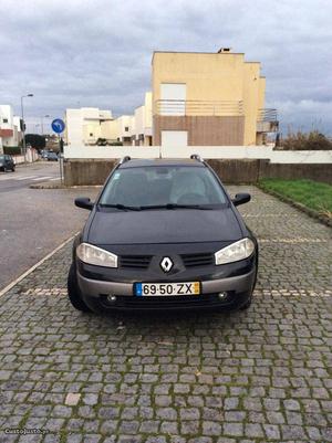 Renault Mégane 1.5 dci Maio/05 - à venda - Ligeiros