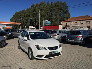 Seat Ibiza V Style Maio/14 - à venda - Ligeiros