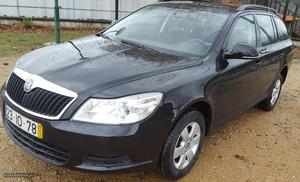 Skoda Octavia 1.9 TDI Dezembro/09 - à venda - Ligeiros