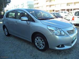 Toyota Verso 2.0TDI 7LUG CLASSE1 Setembro/12 - à venda -