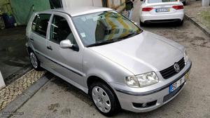 VW Polo 1.0 Mpi c/ AC Agosto/00 - à venda - Ligeiros