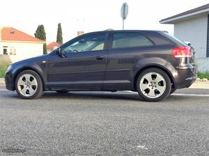 Audi A3 2.0 Tdi Sport DSG Novembro/04 - à venda - Ligeiros