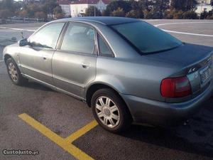 Audi A4 1.9 tdi 110cv Março/98 - à venda - Ligeiros