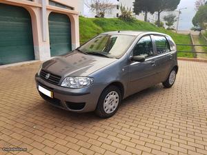 Fiat Punto 1.2 ELX 16V Março/04 - à venda - Ligeiros