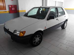 Ford Fiesta 1.3 Ghia Maio/92 - à venda - Ligeiros