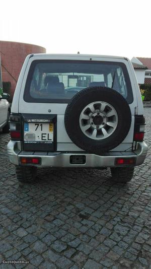 Mitsubishi Pajero 2.5 td Novembro/94 - à venda - Ligeiros