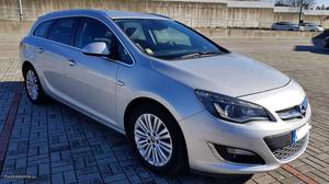 Opel Astra 1.7 CDTI Cosmo Abril/13 - à venda - Ligeiros
