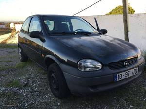 Opel Corsa 1.0i Dezembro/96 - à venda - Ligeiros