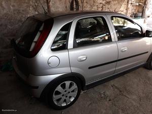 Opel Corsa 1.3 cdti Novembro/03 - à venda - Ligeiros