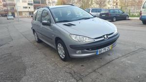 Peugeot  SW 1.1 Gpl Outubro/04 - à venda - Ligeiros